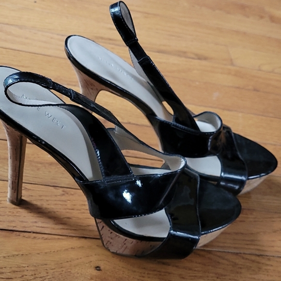 The cutest heels! - Picture 1 of 3